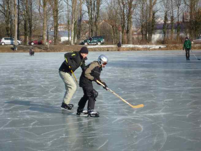 010_schlittschufahren