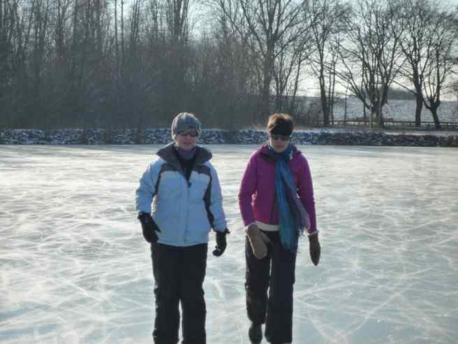 027_schlittschufahren